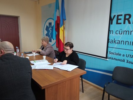 ЗАСЕДАНИЕ РЕГИОНАЛЬНОЙ КОМИССИИ ПО ЗАЩИТЕ ПРАВ РЕБЕНКА, НАХОДЯЩЕГОСЯ В ЗАТРУДНИТЕЛЬНОМ ПОЛОЖЕНИИ.